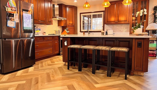 4beds get away tropical SFH near DC