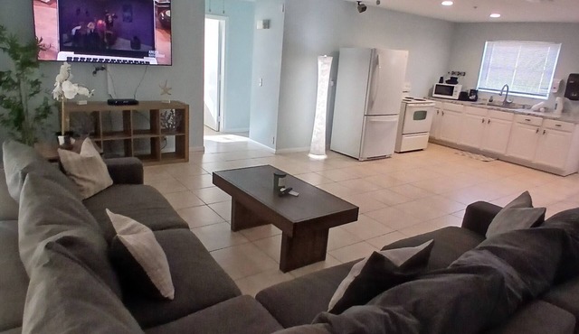 4BR 2BA Near Beach Perfect For Familes