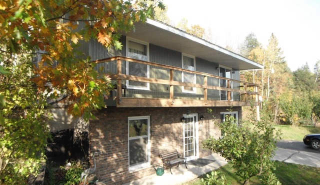 4BR 2BA -Spacious & Private - Big Snow, Close to Ski and nSnowmobile Trails
