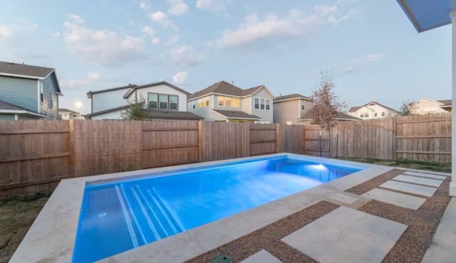 4BR/3.5BH Private Pool: 5M Airport, F1 & 2300 Sqft