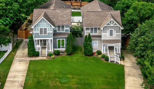 4BR/3BA Modern House w/Dntn View, Fire Pit, HotTub