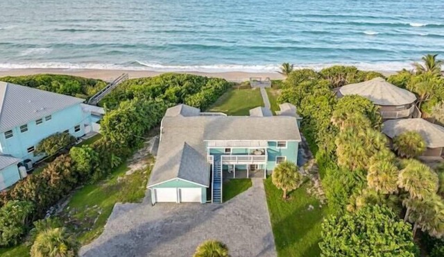 4BR/4.5BA Oceanfront Paradise Downstairs Duplex