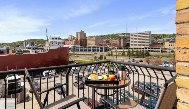 4BR 4 BA Amazing Luxury Suite