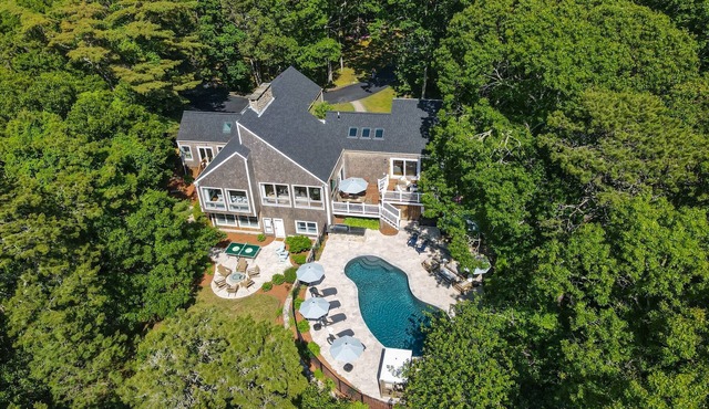 4BR 4BA Osterville home with pool, hot tub, game room-minutes from the beach!