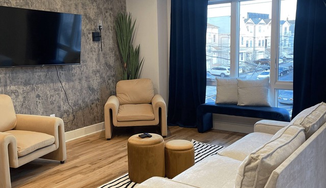 4br 5ba w/4 Car Parking, Bonus Rm+ B.Yard-NYC/EWR