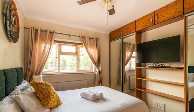 4br-7guests-freeparking-garden-wifi