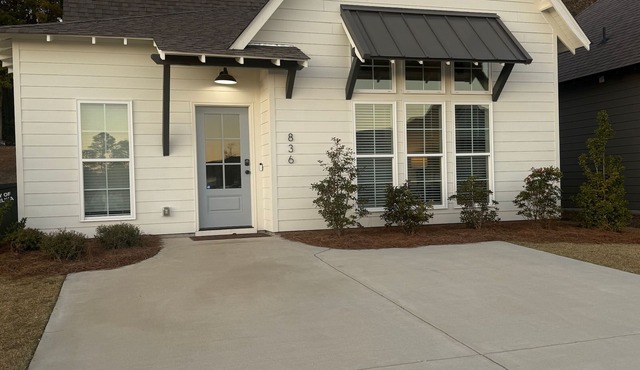 4BR Auburn–Opelika Escape | Sleeps 8 | Minutes to Tiger Town