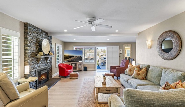 4Br Beach Condo w/Ocean View and Kids’ Hideaway