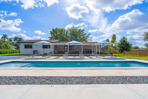 4BR Biscayne River Home with Pool & Pickleball Fun