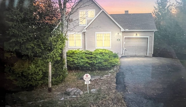 4BR Camelback House/Hot Tub/9 Beds/Fin Base/Game Rm/Garage/Firepit