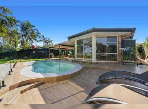 4BR Coomera Views! Prime Gold Coast Near Beaches