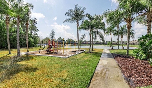 4BR Disney Oasis: Private Screened Pool + FREE Pool Heat! (20 Min to Parks)
