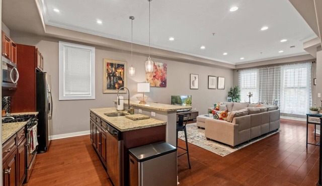 4BR Fairmount Gem - Stay Awhile