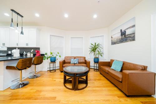 4BR Family-Friendly Worcester Home - Near Parks - Perfect Summer Base 16-2