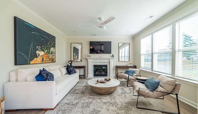 4br Family Haven w/Grill & Beautiful Fenced Yard