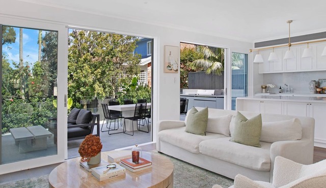 4BR Family Home In Vaucluse