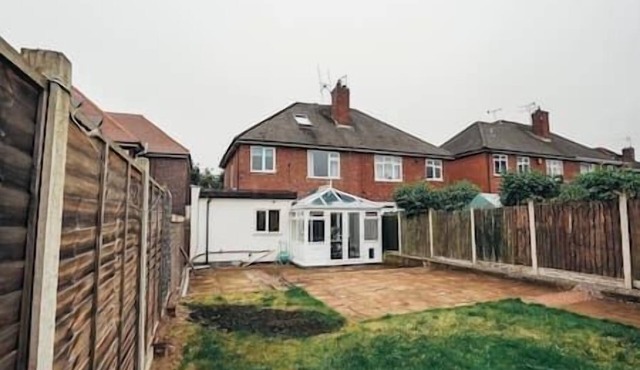 4BR Family Home Self Check In Parking | By DerBnB