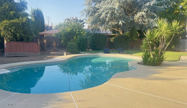 4BR Family Home w/Pool. Near UC Merced and Yosemite. Ideal for Extended Stays