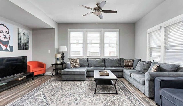 4BR Family Retreat | Ideal Location | Sleeps 15!