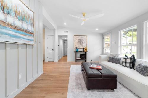 4BR Home 4 miles to IAH North Houston
