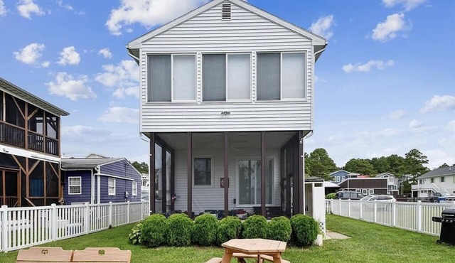 4BR Home Near the Beach! | Canal Access + Porch