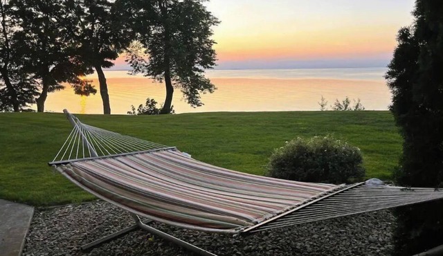 4BR Izatys Lake Home Mille Lacs Fish-Golf-Swim. Lakeshore, Izatys amenities!