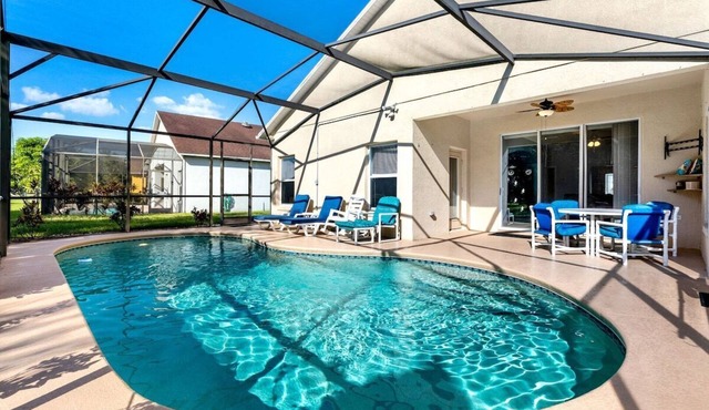 4BR Lake View Villa, West Pool, Gated, Near Disney