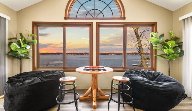 4BR Lakefront · Pier · Game Room · Sleeps 16+