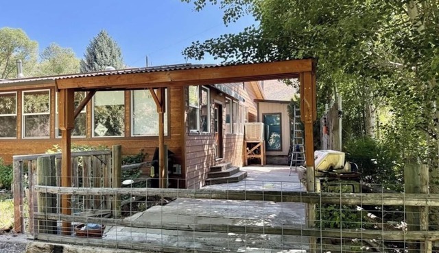 4BR Lodge – Ski, Hunt, Fish & River Access