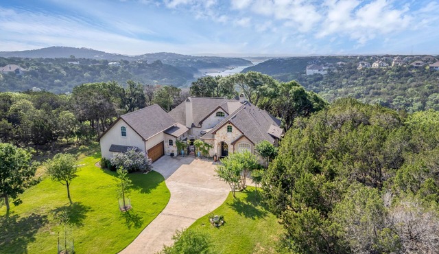 4BR Luxe Villa + All King Suites w/Private Baths!