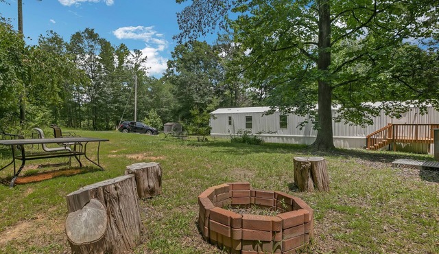 4BR mobile home w/Hot Tub,Fire pit,gas BBQ AC, WiFi in Simpsonville by Hospital