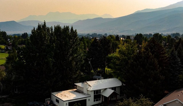 4br mtn adventure home w/sauna - pet friendly