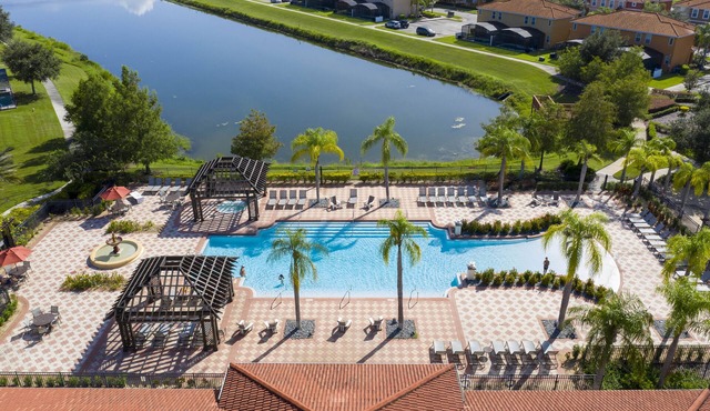 4BR Near Disney Bella Vida Resort Pool BBQGrilln
