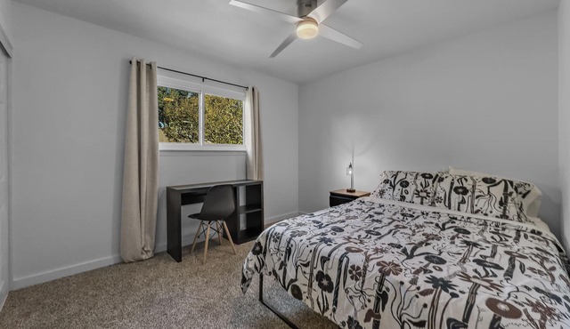 4BR Richardson Park Retreat With Deck Sleeps 11