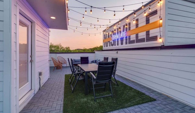 4BR Rooftop & firepit-15min drive to Broadway