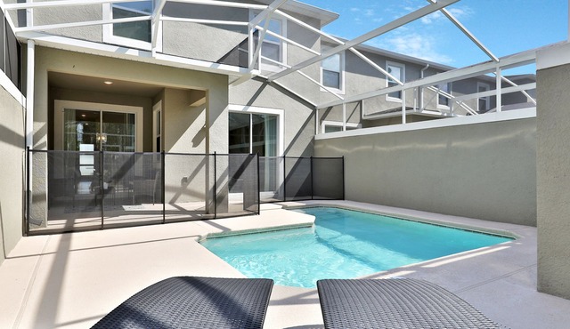 4BR Splendor: Private Pool - Sleeps 11 - Champions Gate - 392