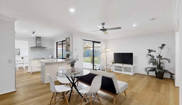 4BR Sweet Home Spingfield