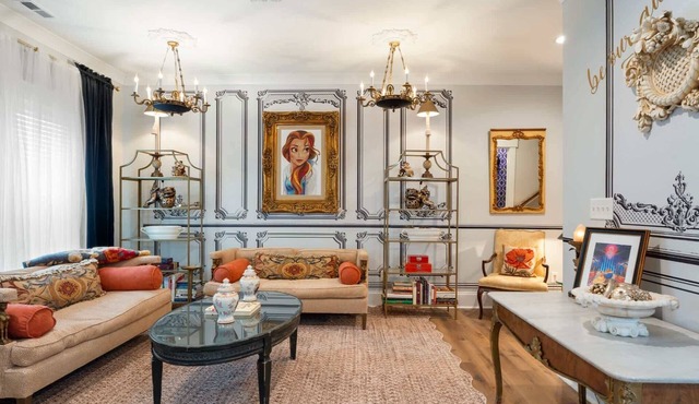 4BR Themed Stay Suite Near NC State, Downtown, Sleeps 10