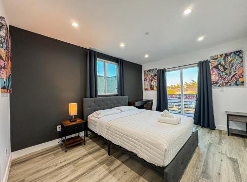 4BR Townhouse in Mid City -CR1