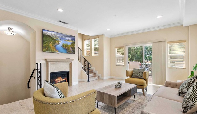 4BR Townhouse in Serene｜Gated Community｜Fully Furnish｜Garage Access #42081