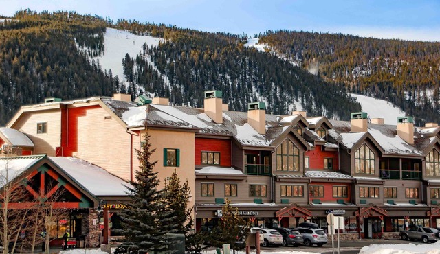 4BR4BA Keystone Condo Rental, Walk to Lifts. GreatRentalKeystone in The Gateway