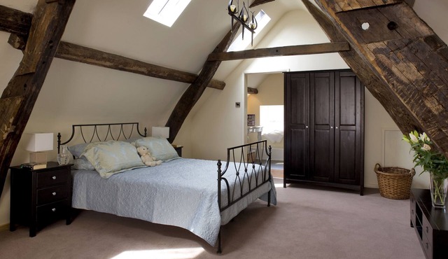 4brm Morton House in Masham town sleeps up to 10 guests