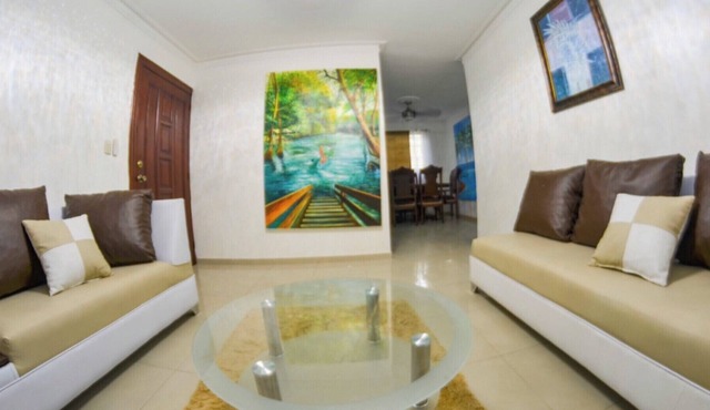 4DR cute New Huge Modern❤️3 bedr pool Good transp