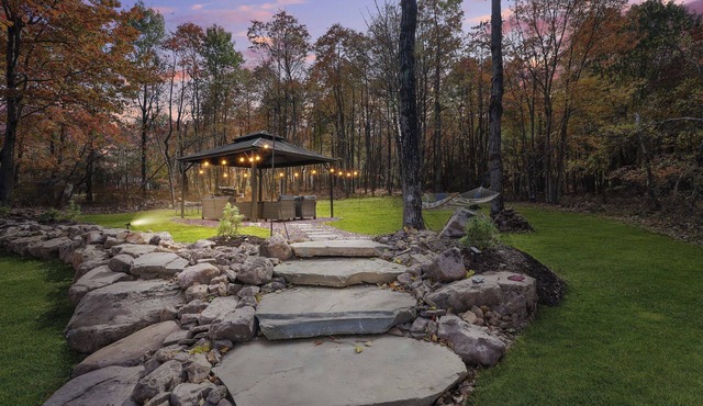 4min to Lake, 8min to Kalahari, Firepit, Fire table, Gas Grill, Gazebo & 300Mbps