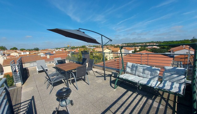 4pers toit terrasse balcons wifi jardin parking 2km mer possible animaux