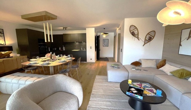 4th floor, fitness, swimming pool, sauna, hammam, balcony, tv, ski locker, 98m², Alpe d'Huez