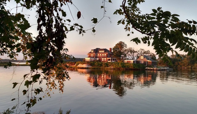 4th Generation Family Seaside 'Cottage'