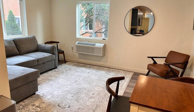 4th St. Flat 2