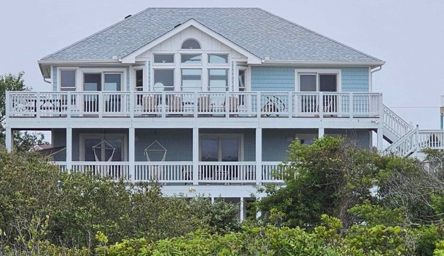4x4 OBX Beach House with pool & hot tub, horses, steps to the beach!