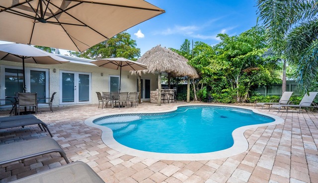 5/4-Heated Pool-Tiki Hut w/BBQ-Boardwalk-Beach 1M